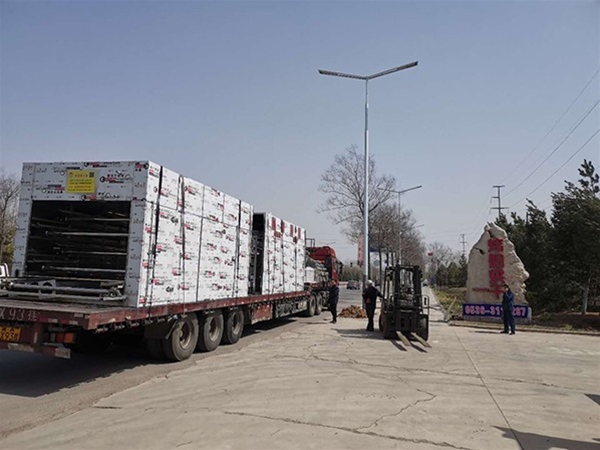 食品（pǐn）烘幹機設（shè）備（點擊進入（rù））